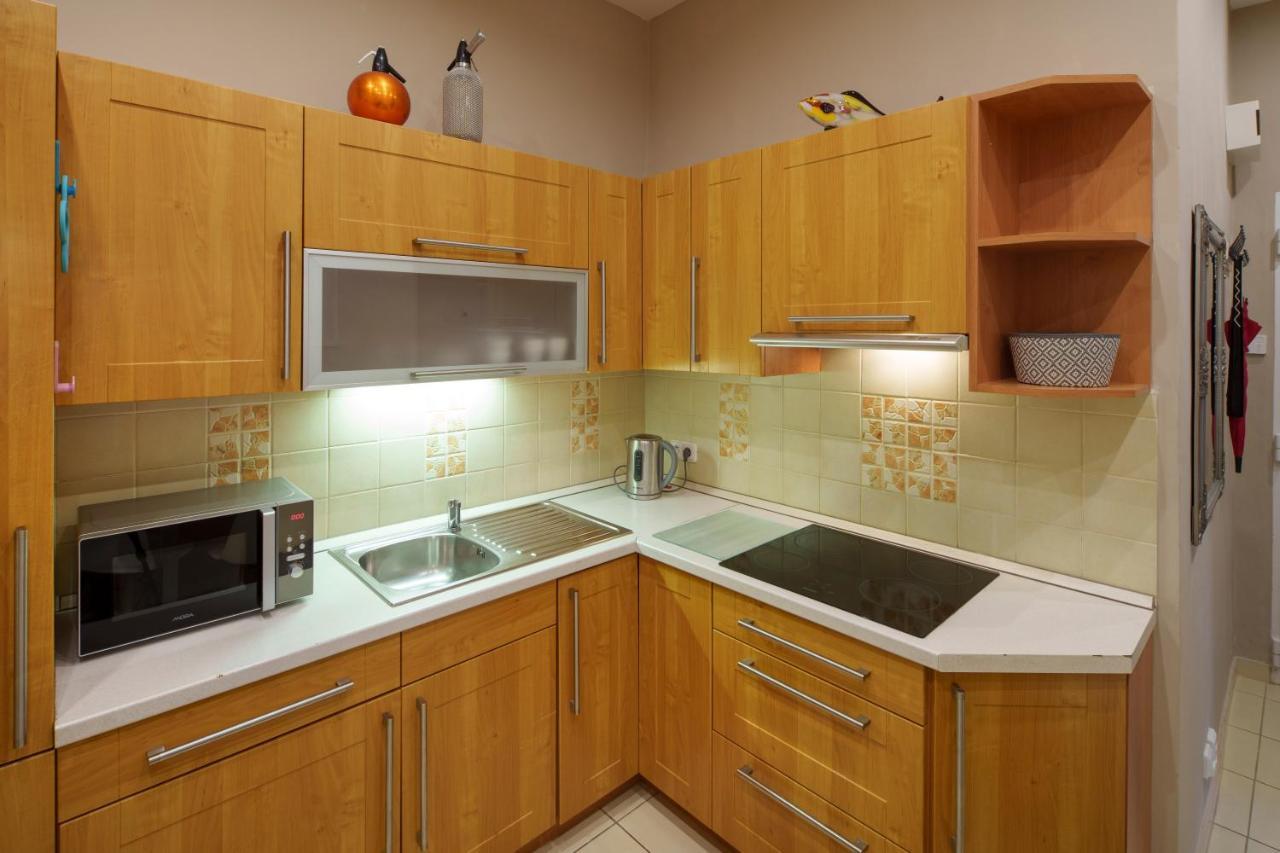 Dlouha Apartment With Balcony Prague Ngoại thất bức ảnh